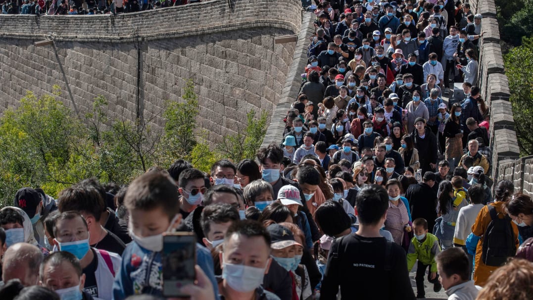 Chinese traveling for Golden Week